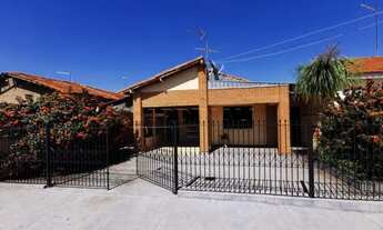 Imagem 2: Araraquara - Casa Padrão - Parque Residencial Vale do Sol