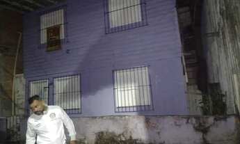 Imagem: Tenho uma casa com dois pavimentos no bairro