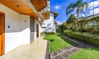 Imagem 3: Cód.: 762 - Casa duplex com 5 quartos, sendo 3 suítes, em condomínio com área de lazer com