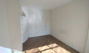 Imagem 6: MARAVILHOSO APARTAMENTO SALA 3 QUARTOS COM PISO EM TACO, BANHEIRO SOCIAL, AMPLA COPA COZIN