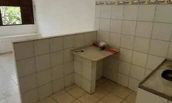 Imagem 2: Apto em Cond. Simples no Tirol, 2/4 Sendo 1 Suite, 50m², Térreo