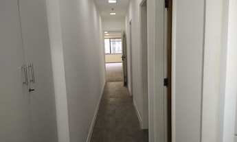 Imagem 2: Belíssimo andar inteiro para aluguel com 498 metros, 16 vagas, 06 banheiros e ar condicion