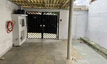 Imagem 2: Casa para Locação em Mogi das Cruzes, Jundiapeba, 2 dormitórios, 1 banheiro, 1 vaga