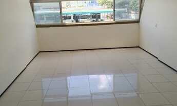 Imagem 3: ALUGA-SE APARTAMENTO DE ELEVADOR E 03 QUARTOS NO BAIRRO DE FÁTIMA