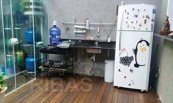 Imagem: CURITIBA - Casa Padrão - Portão