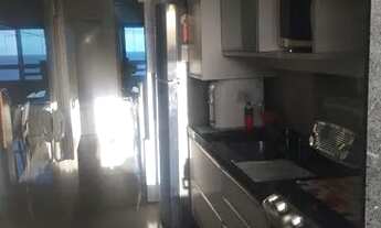 Imagem 7: Apto 2 suítes + 1 qto + lavabo. Área de serviço + suíte serviço/ 2 varandas + split