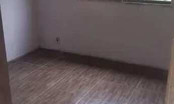 Imagem 3: Aluga-se kitnet Casa com 1 dormitório