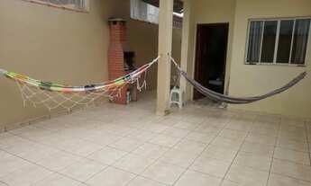 Imagem 2: Casa na praia com piscina