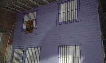 Imagem 2: Tenho uma casa com dois pavimentos no bairro de Fátima