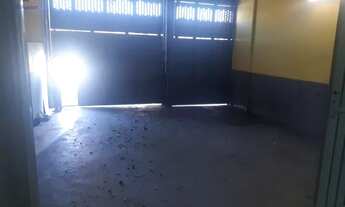 Imagem 4: Galpão de 900m² no Parque Peruche com Doca, copa e espaço para escritório