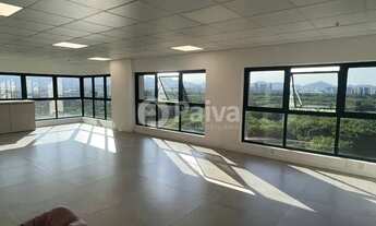 Imagem 4: Barra da Tijuca Galpão / depósito com 2 vagas na garagem