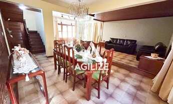 Imagem 2: Casa com 5 dormitórios à venda, 430 m² por R$ 2.500.000 - Centro - Macaé/RJ