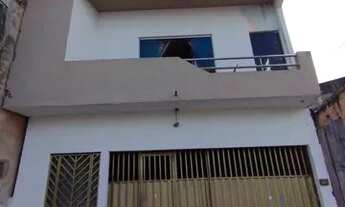 Imagem: VENDO Casa Espaçosa de 03 Pavimentos