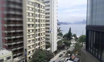 Imagem 2: Maravilhoso apartamento com 2 dormitórios na primeira quadra da praia de Icaraí - Niterói