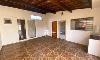 Imagem 6: Casa com 3 dormitórios para alugar, 151 m² por R$ 2.069,48/mês - Leblon - Uberaba/MG