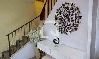 Imagem 6: Casa para Aluguel - Pitangueiras, 3 Quartos, 250 m2