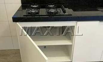 Imagem 7: Apartamento com 1 dormitório, 1 banheiro, 1 sala, móveis planejados, sala ampla