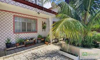 Imagem 2: Casa com edicula lado praia na mirim