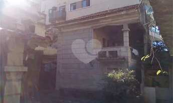 Imagem 4: Casa para venda possui 302 metros quadrados com 5 quartos em Tijuca - Rio de Janeiro - RJ