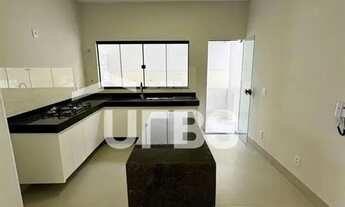 Imagem: Casa na 806 Sul - 3 quartos sendo 1 suíte