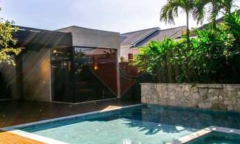 Imagem 4: CASA À VENDA CONDOMÍNIO SANTA MÔNICA JARDINS 6 SUÍTES ALTO PADRÃO DE ACABAMENTO