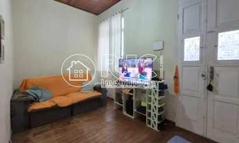 Imagem 2: Imóvel para venda possui 70 metros quadrados com 2 quartos em Estácio - Rio de Janeiro - R