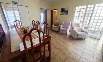 Imagem 2: Casa à venda em Campinas, Parque São Quirino, com 3 quartos, com 252.05 m²