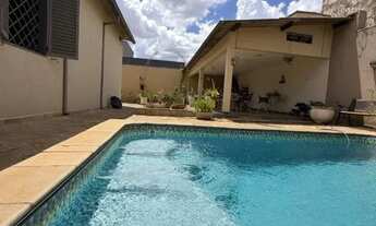 Imagem 4: Casa com 4 dormitórios à venda, 338 m² por R$ 900.000,00 - Parque Residencial Comendador M