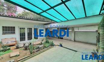 Imagem: CASA ASSOBRADADA - ALTO DA LAPA - SP