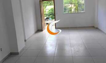 Imagem 4: Aluguel de ampla casa tipo apto com 2 qtis, varanda(100m2