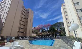 Imagem 2: Apartamento em ótimo estado com 2 dormitórios, 1 suíte com closet, 2 vagas de garagem. 69m