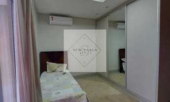 Imagem 4: Sobrado em condomínio de alto padrão de 350m² com 5 suítes !