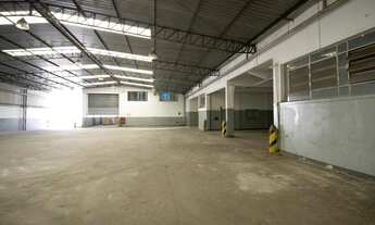 Imagem 6: Galpão para venda ou locação, área construída 2.636m², área terreno 2.002m², Saída fácil p