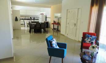 Imagem 4: Térrea para venda possui 720 metros quadrados com 5 quartos