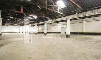 Imagem 3: Excelente Galpão em Localização Privilegiada e com 1075 m2 Disponível para venda e loca