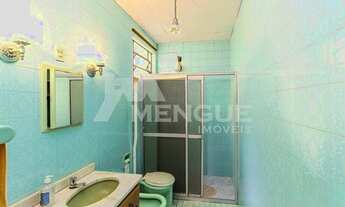 Imagem 7: Casa com 3 dormitórios e 2 vagas de garagem à venda em Porto Alegre no bairro Vila Ipirang