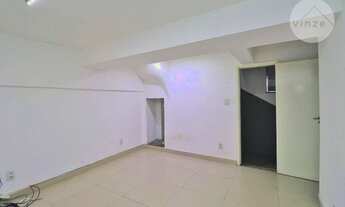 Imagem 7: Loja comercial no CADEG, R$ 800,00 a locação, GALERIA 02 - LOJA 22- duplex, térreo e jira