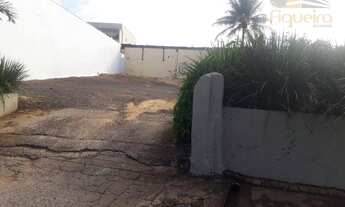 Imagem: Terreno de 700m² na Região dos Lagos