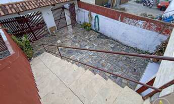 Imagem 2: Casa para venda com 200 metros quadrados com 6 quartos em Village da Praia - Guarapari - E