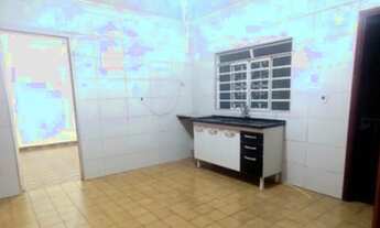 Imagem 5: Casa para venda tem 105 metros quadrados com 2 quartos em Feu Rosa