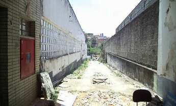 Imagem 3: Terreno à venda, 2.750 m² 20 metros de frente x 120 metros da frente aos fundos de ambos