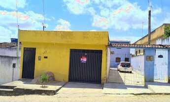 Imagem: Vendo casa com 6 dormitórios à venda