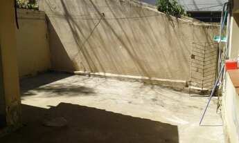 Imagem 7: ÓTIMA LOCALIZAÇÃO, RUA TRANQUILA, PRECISA DE REFORMA!!!