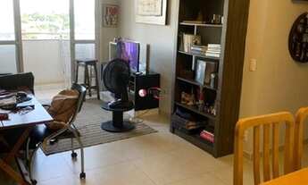 Imagem 5: Venda - Apartamento - 2 Dormitórios com armários sendo 1 suíte, Sala com sacada, cozinha