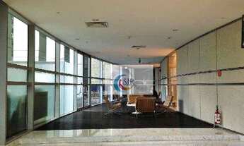 Imagem 4: Conjunto comercial de 183 m² com 8 vagas de garagem, piso elevado, forro modular e ar cond