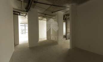 Imagem 6: Apartamento à venda, 575 m² área útil, 4 suítes, 5 salas, 7 banheiros e 6 vagas de garagem