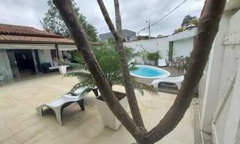 Imagem 2: Casa para venda com 450 metros quadrados com 3 quartos em Itaipu - Niterói - RJ