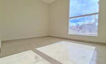 Imagem 6: Casa no condomínio Monte Carlo com 3 quartos (sendo 2 suítes e 1 semi-suíte), amplo quinta