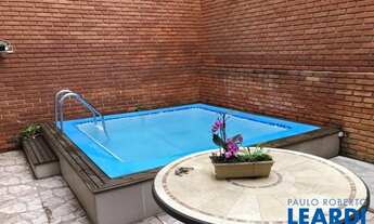 Imagem: CASA ASSOBRADADA - PLANALTO PAULISTA - SP