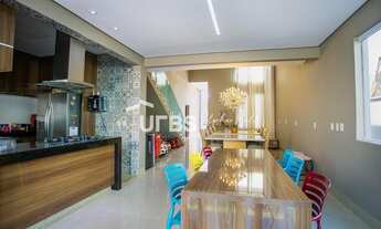 Imagem 4: Casa de condomínio térrea para venda possui 220 metros quadrados com 3 quartos